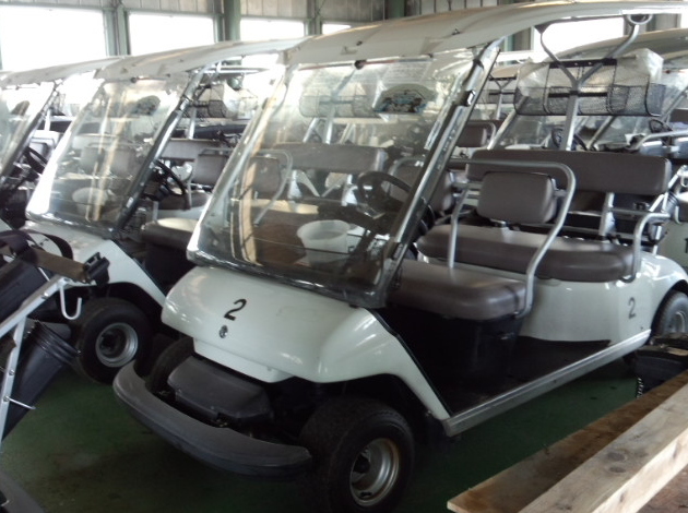 ヤマハ発動機製五人乗電磁誘導式ゴルフカート